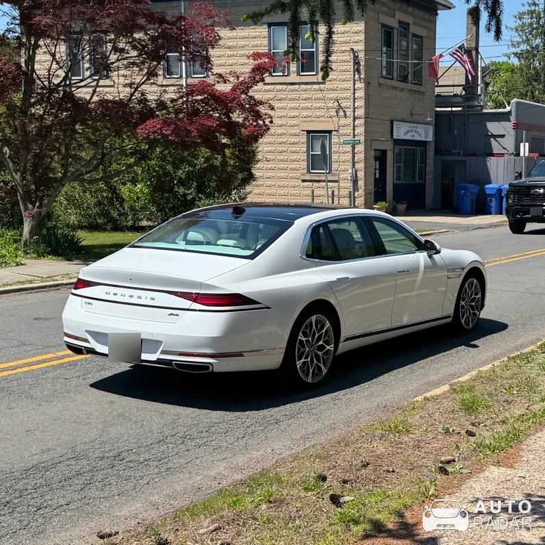Genesis G90 spotted in Stockton