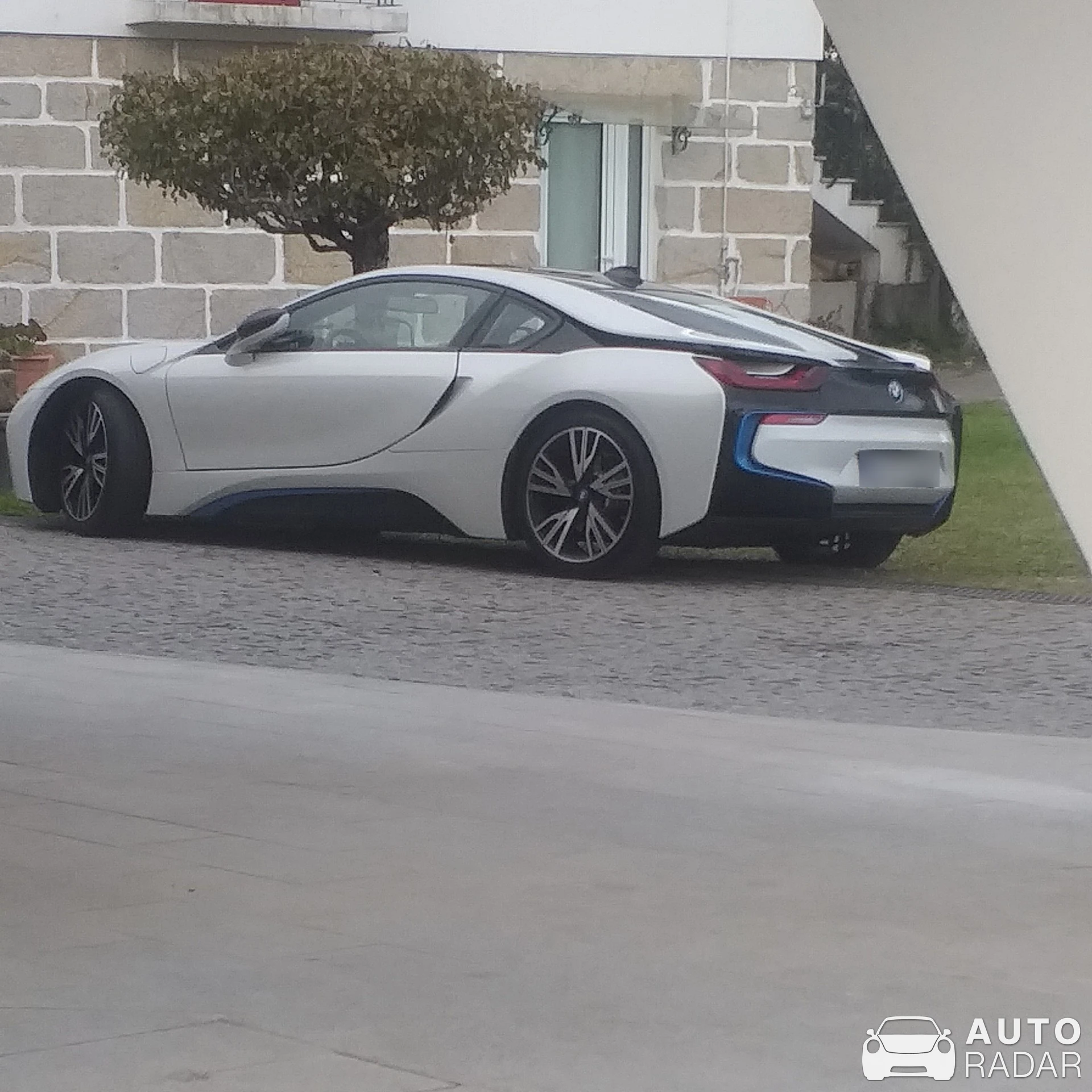 BMW i8 spotted in Fontão, Portugal