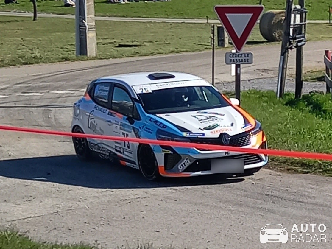 Renault Clio Rally3 spotted in Faverges-Seythenex