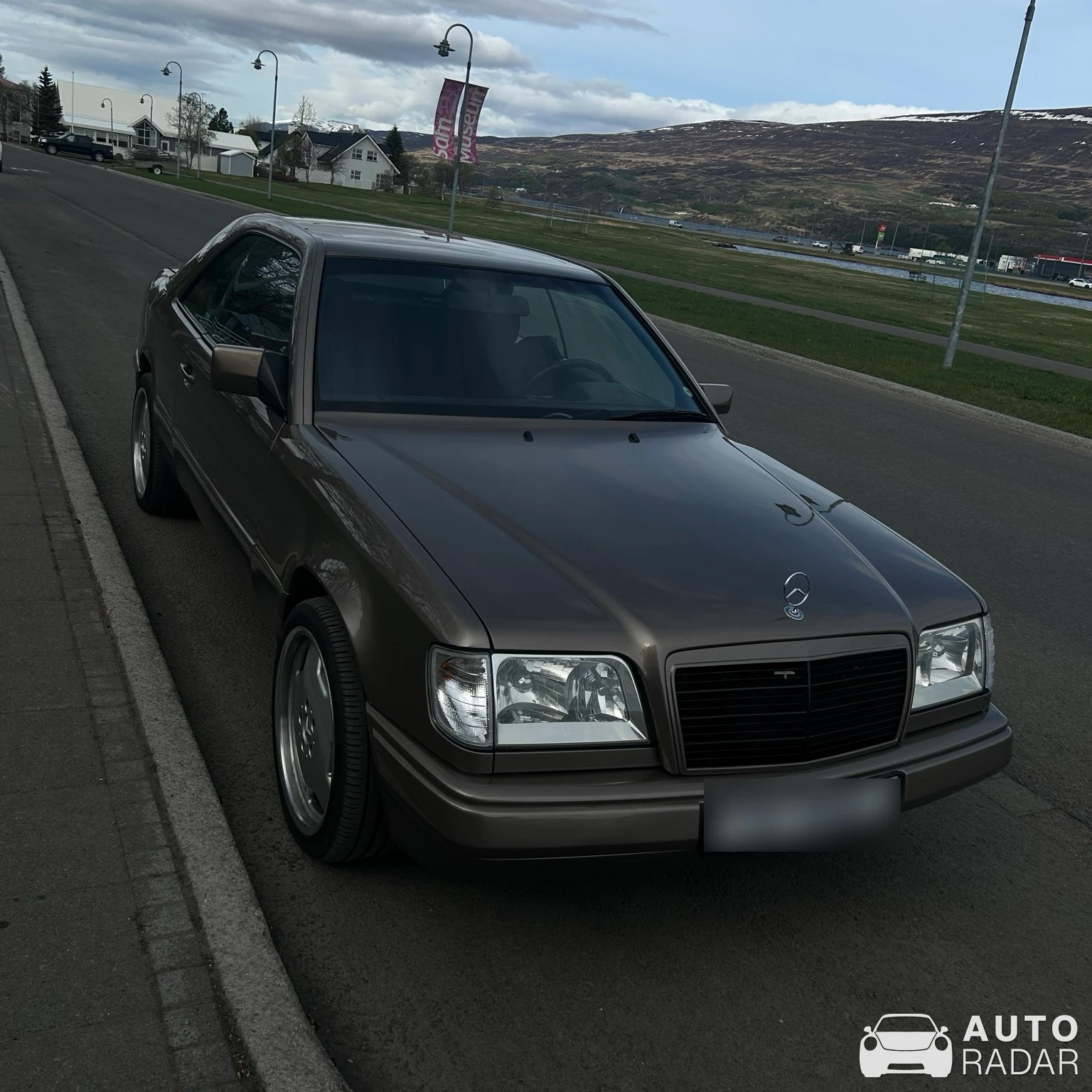 Mercedes-Benz E320 Coupe W214 spotted in Akureyri, Iceland