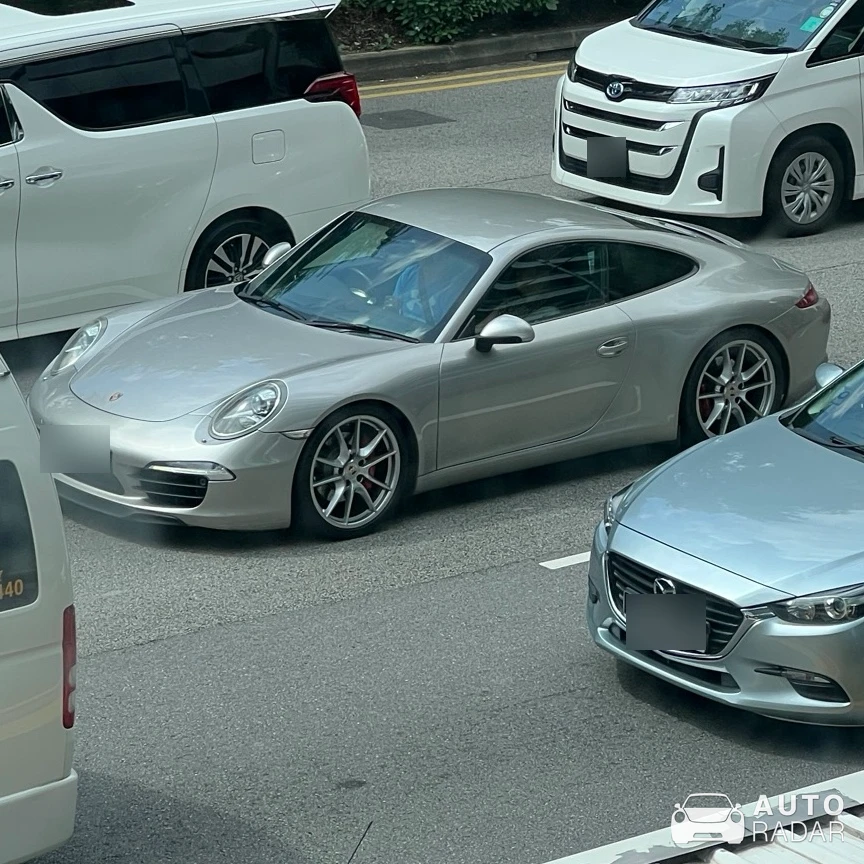 Porsche 991 Carrera S MkI spotted in Singapore, Singapore