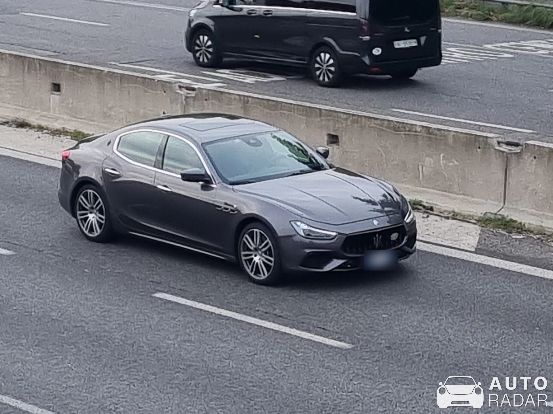 Maserati Ghibli Modena S spotted in Milano