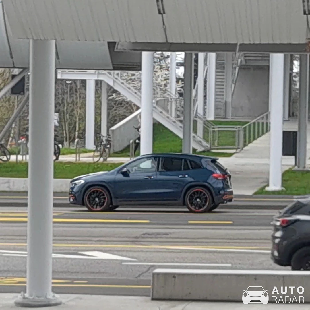 Mercedes-Benz GLA 45 AMG X156 spotted in Genève