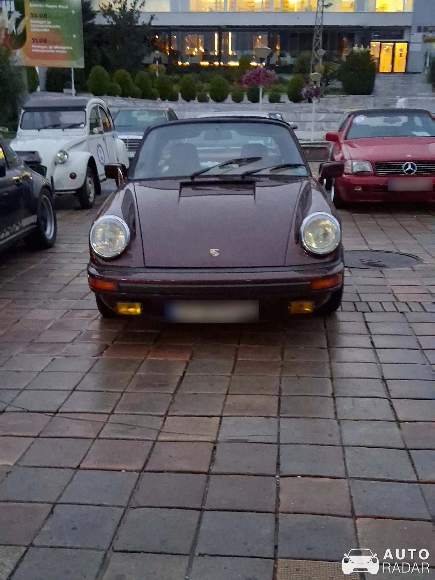Porsche 964 Carrera 2 spotted in Sandanski