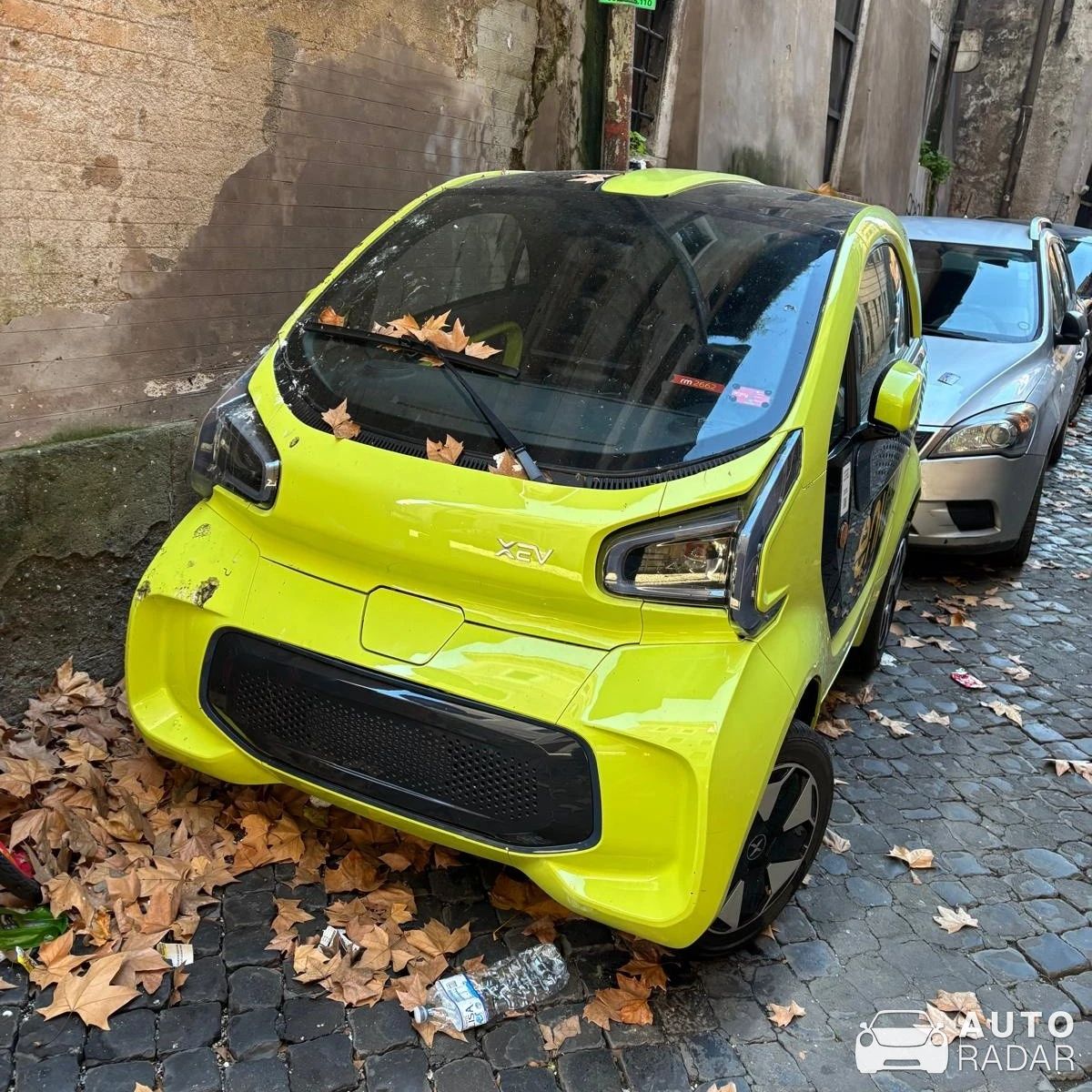 XEV Yoyo spotted in Milano