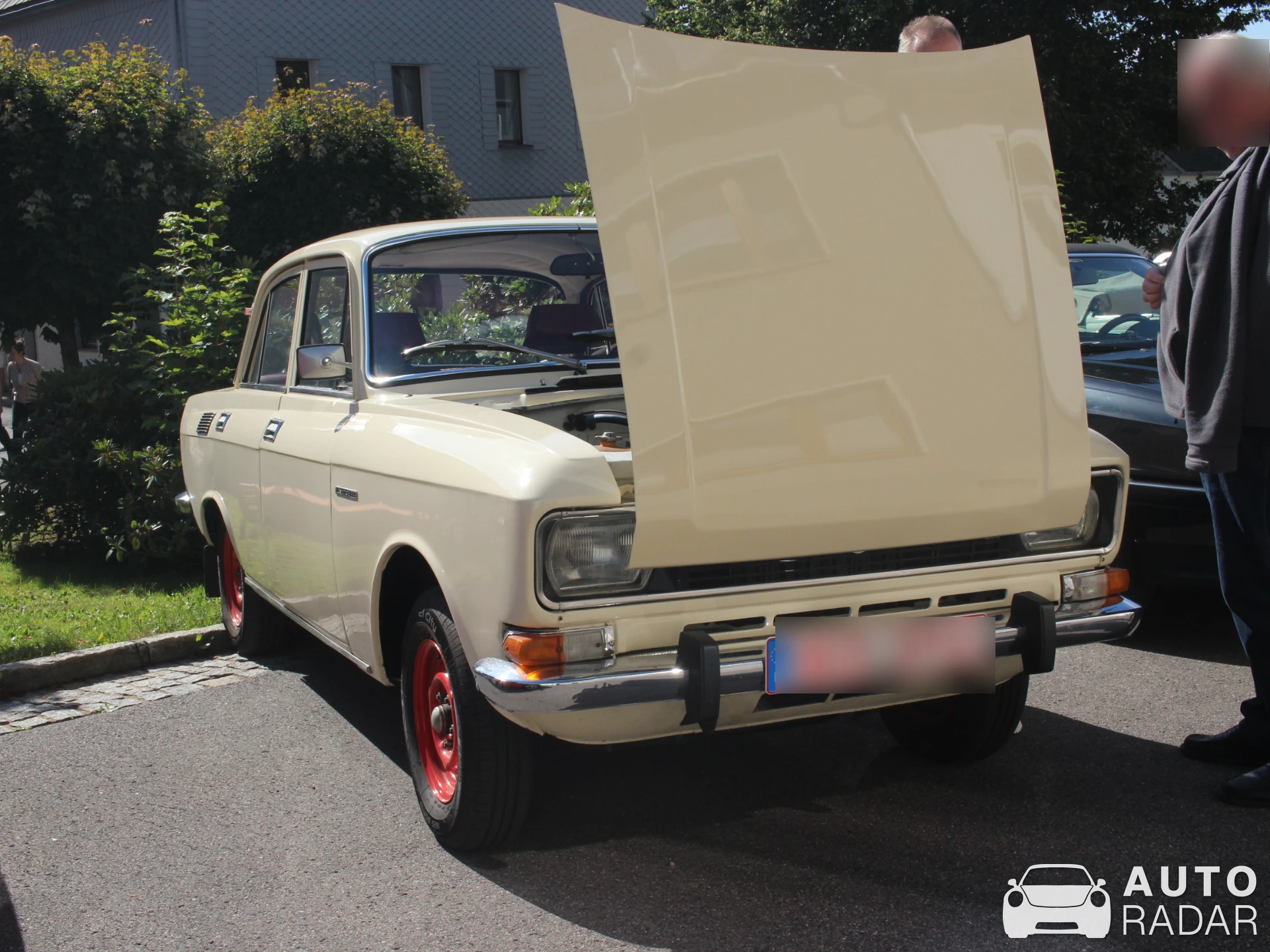 Moskvitch 2140 spotted in Sayda