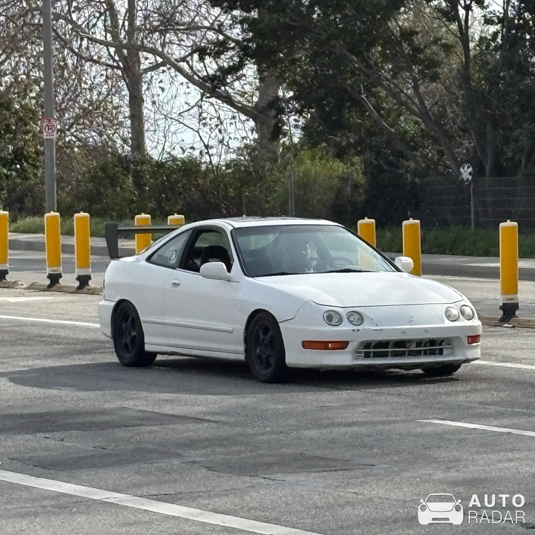 Honda Integra Type R 1998 spotted in Malibu, United States