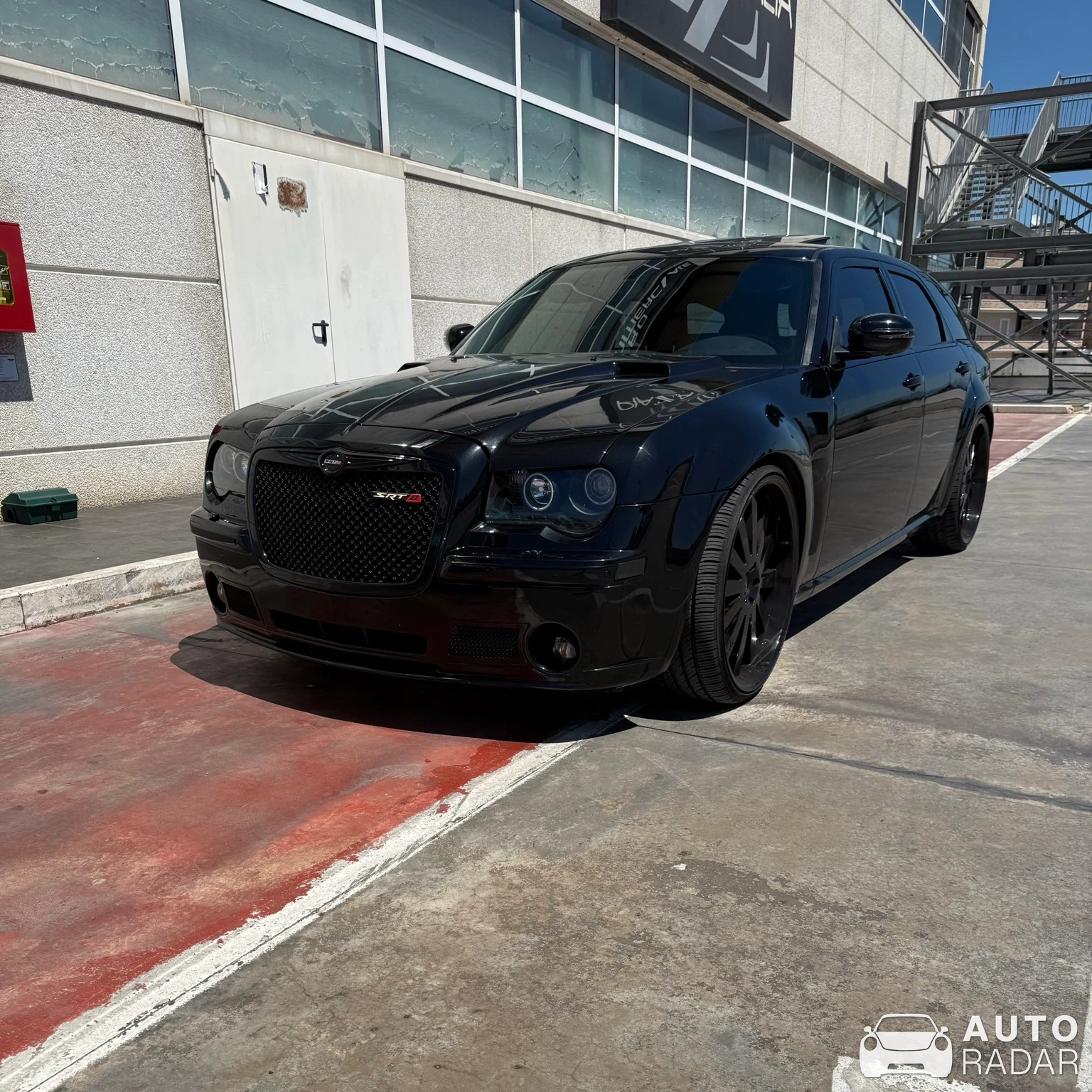 Chrysler 300C SRT8 2013 spotted in Monterotondo