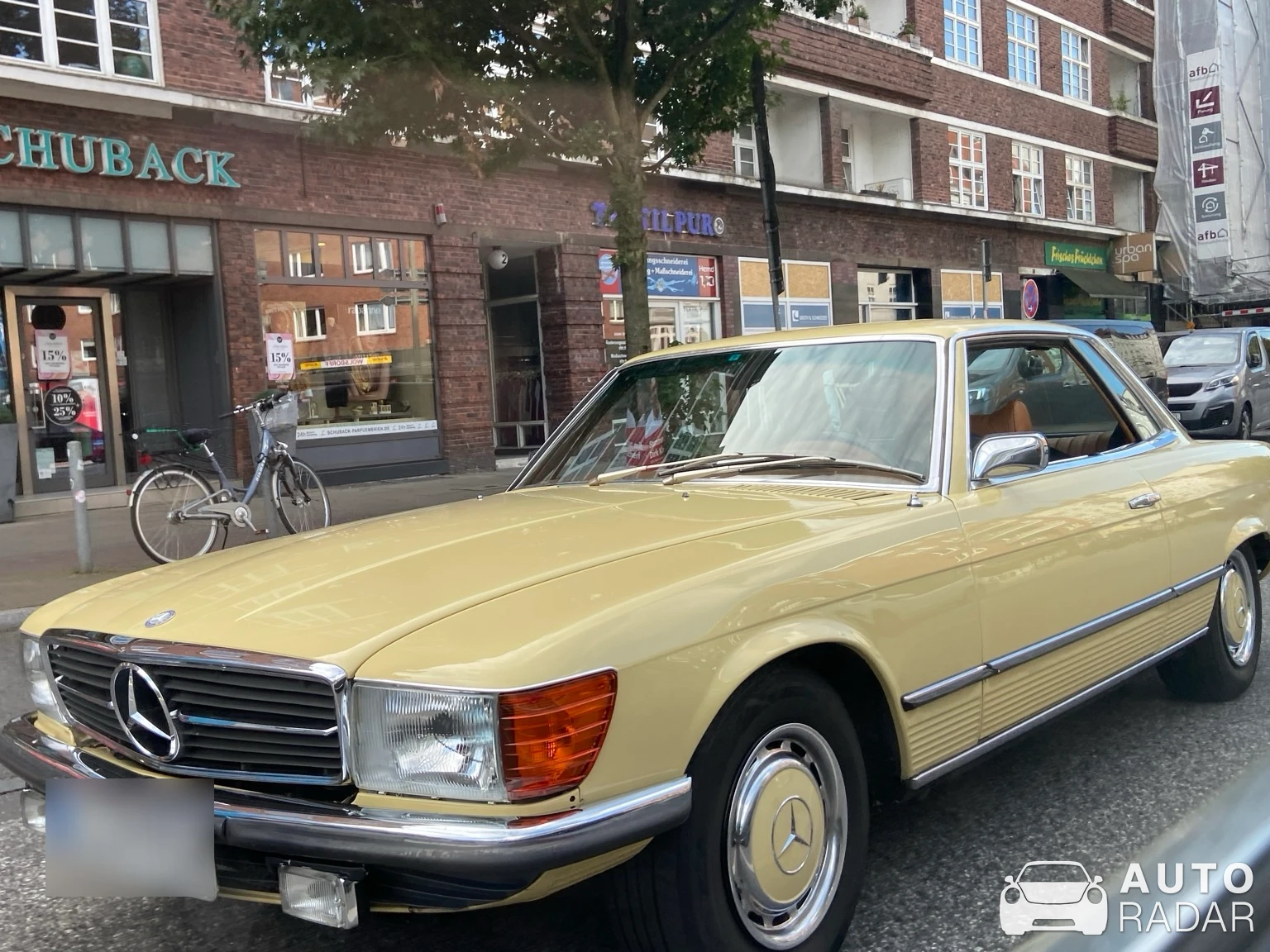 Mercedes-Benz 450 SL R107 spotted in Hamburg
