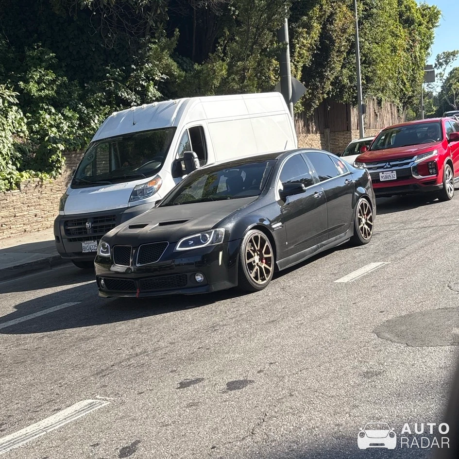 Pontiac G8 GXP spotted in Los Angeles