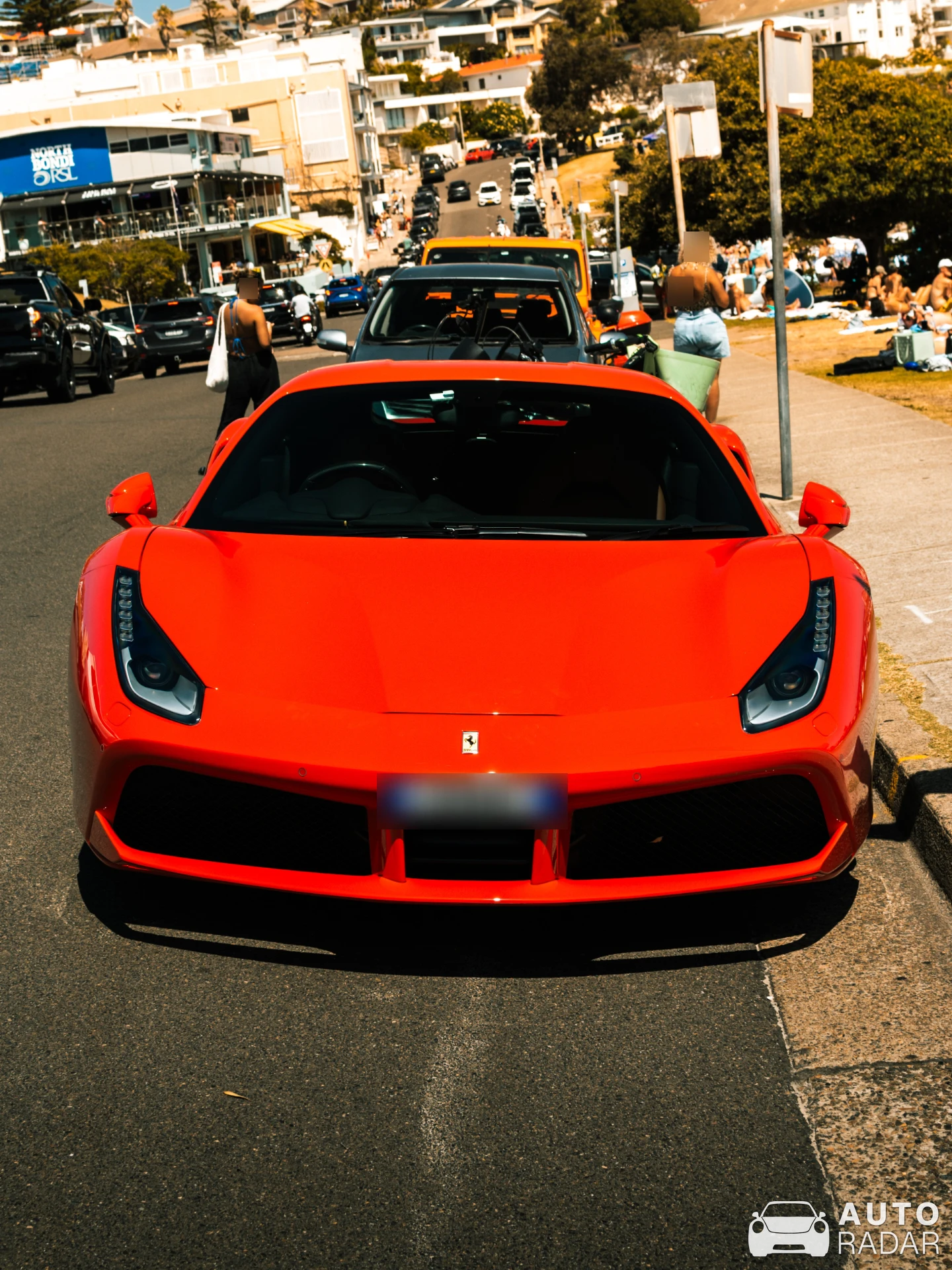 Ferrari 488 GTB spotted in North Bondi, Australien