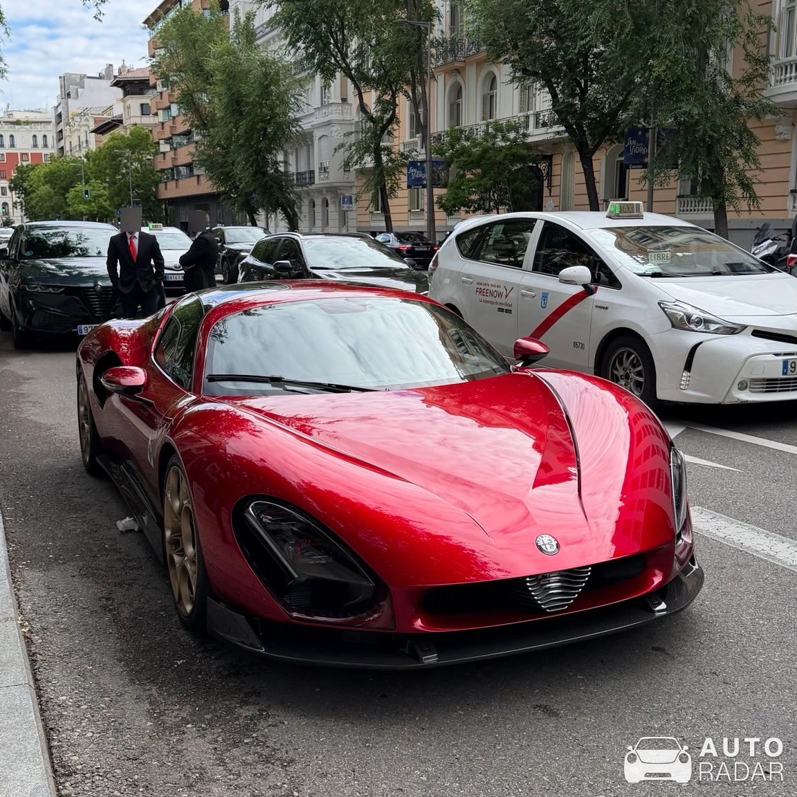 Alfa Romeo 33 spotted in Madrid