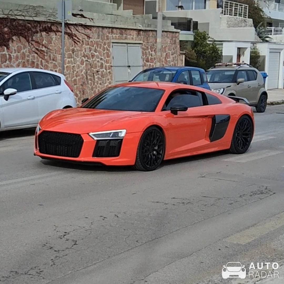 Audi R8 V10 spotted in Vouliagmeni, Greece