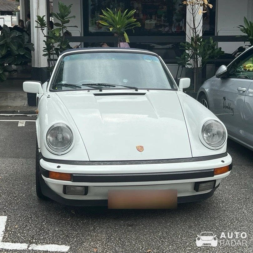 Porsche 911 Carrera 3.2 Cabriolet spotted in Singapore, Singapore