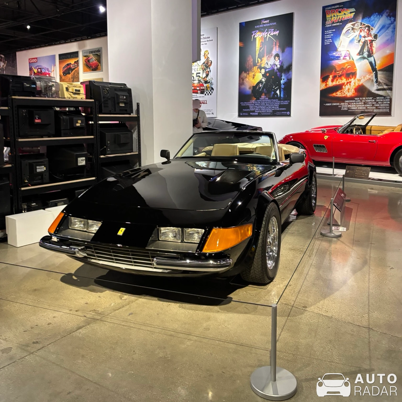 Ferrari 365 GTS/4 Daytona spotted in Los Angeles
