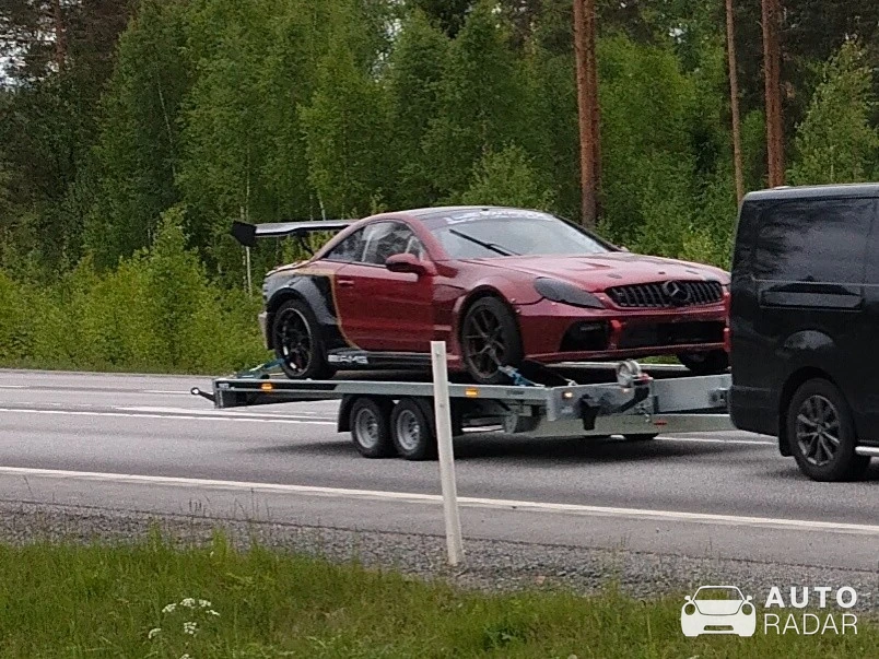 Mercedes-Benz SL 65 AMG Black Series spotted in Leivonmäki