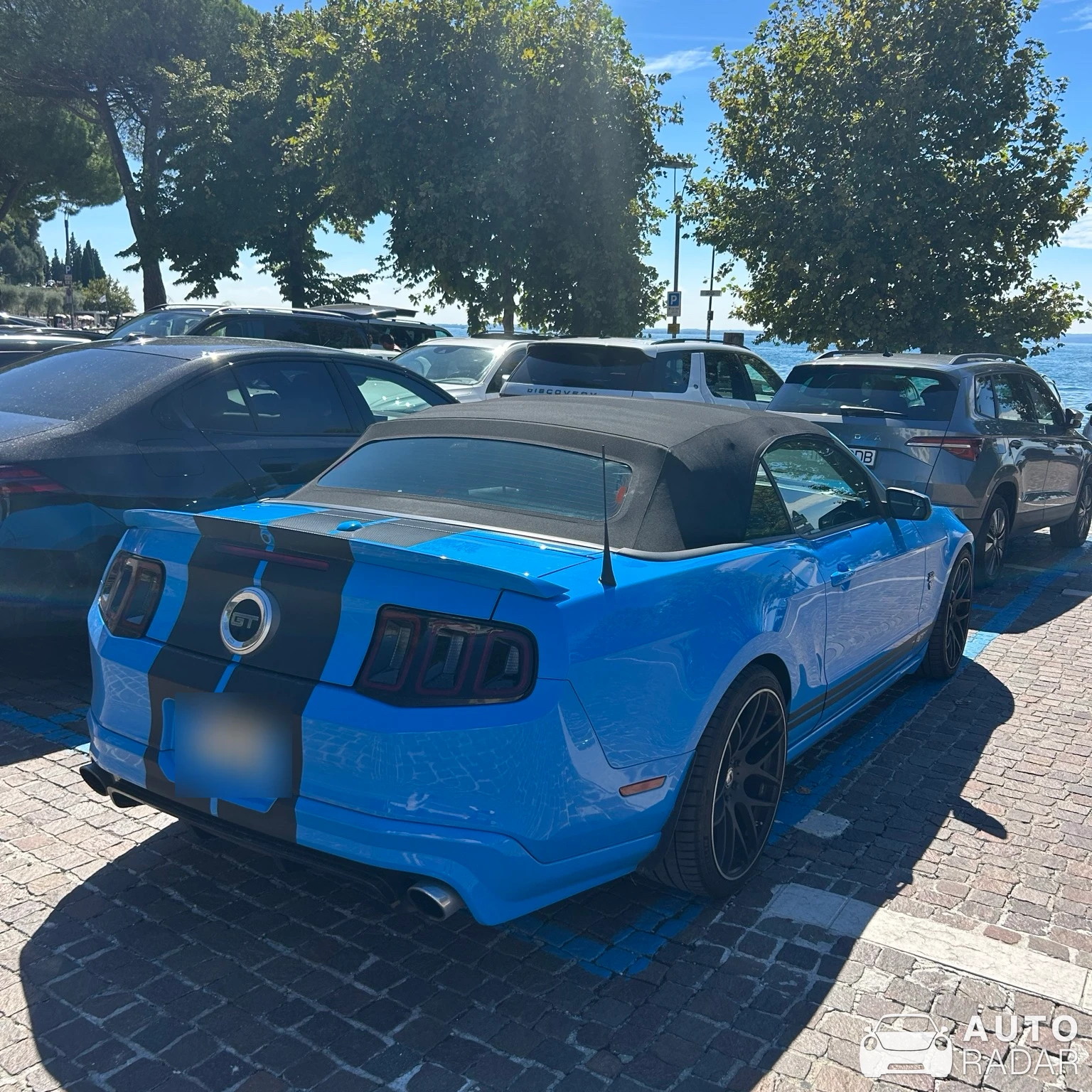 Ford Mustang GT Cabriolet spotted in Garda