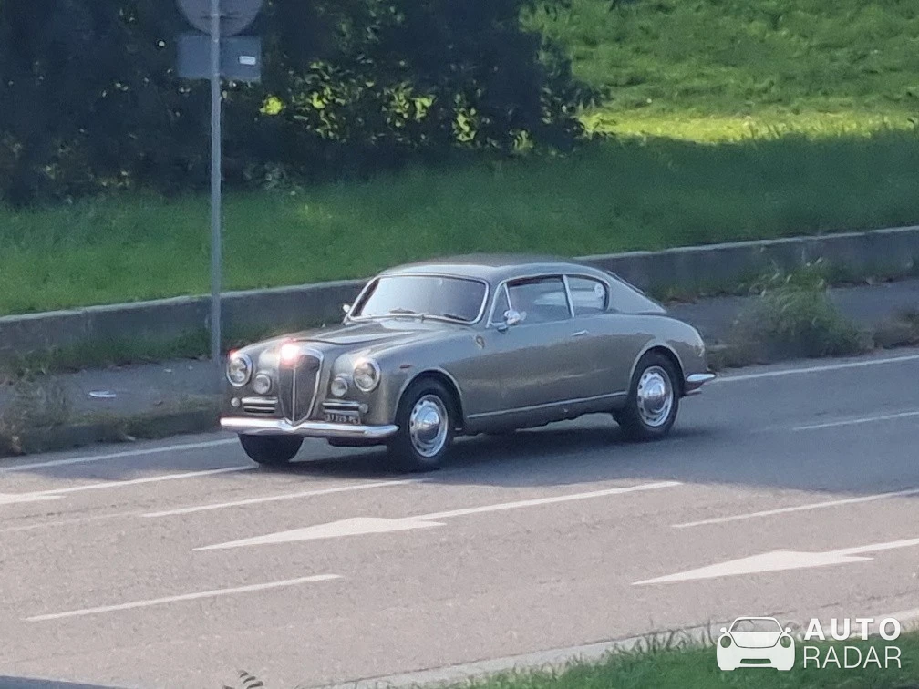 Lancia Aurelia B20 spotted in Milano, Italy