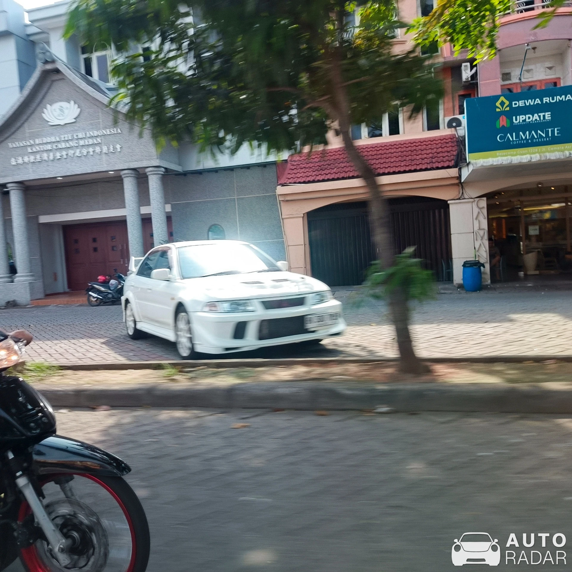 Mitsubishi Lancer Evolution V spotted in Medan
