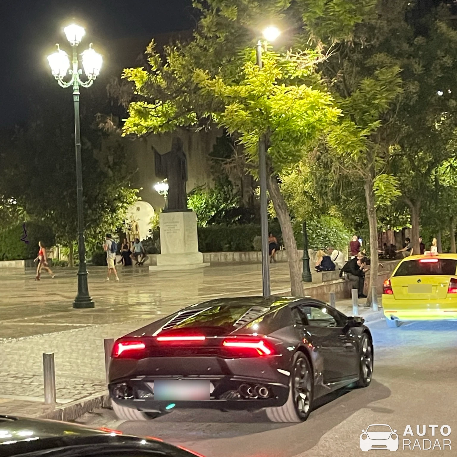 Lamborghini Huracán LP610-4 spotted in Athina, Greece