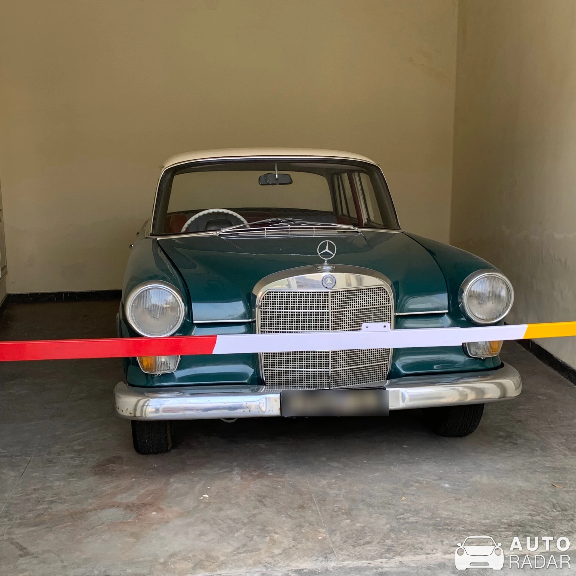 Mercedes-Benz 200 spotted in Udaipur, India
