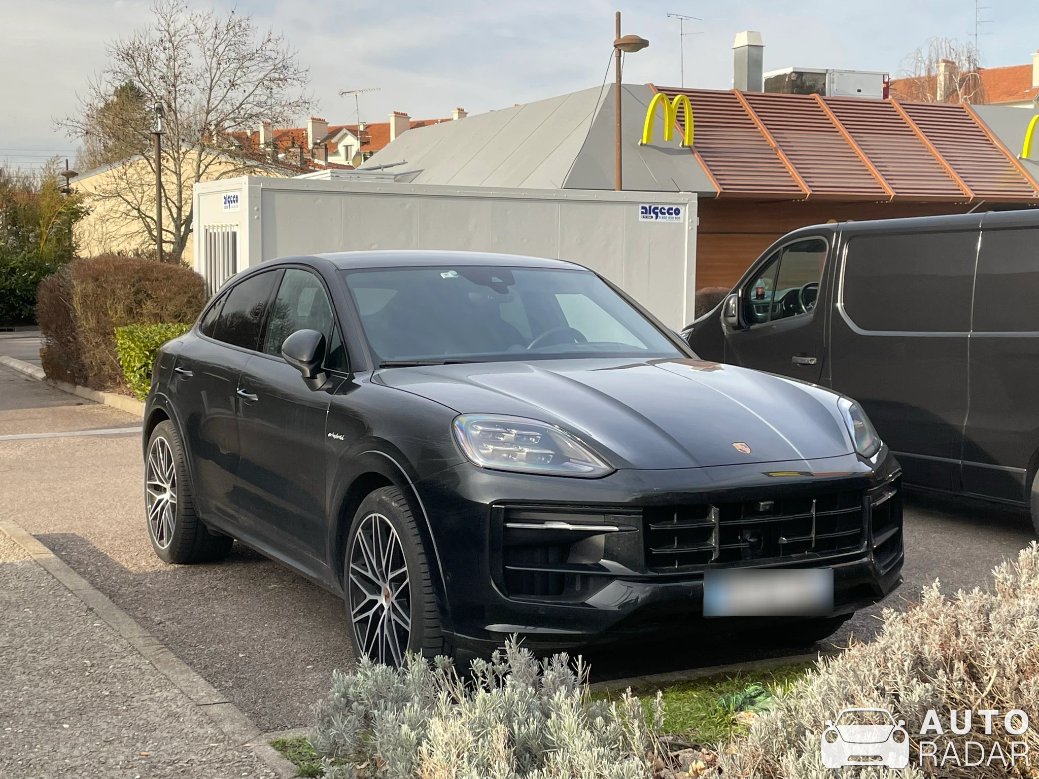 Porsche Cayenne Coupé Turbo S E-Hybrid spotted in Toul, France
