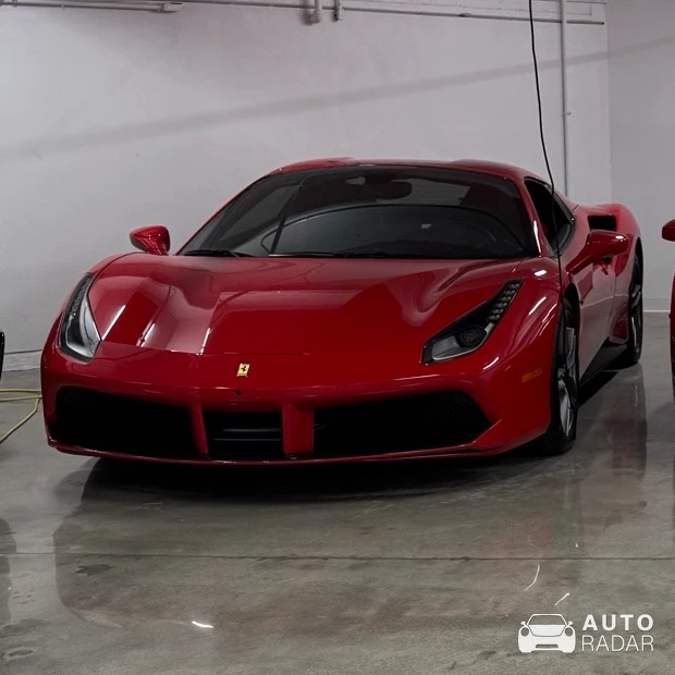 Ferrari 488 GTB spotted in Los Angeles, Соединенные Штаты Америки