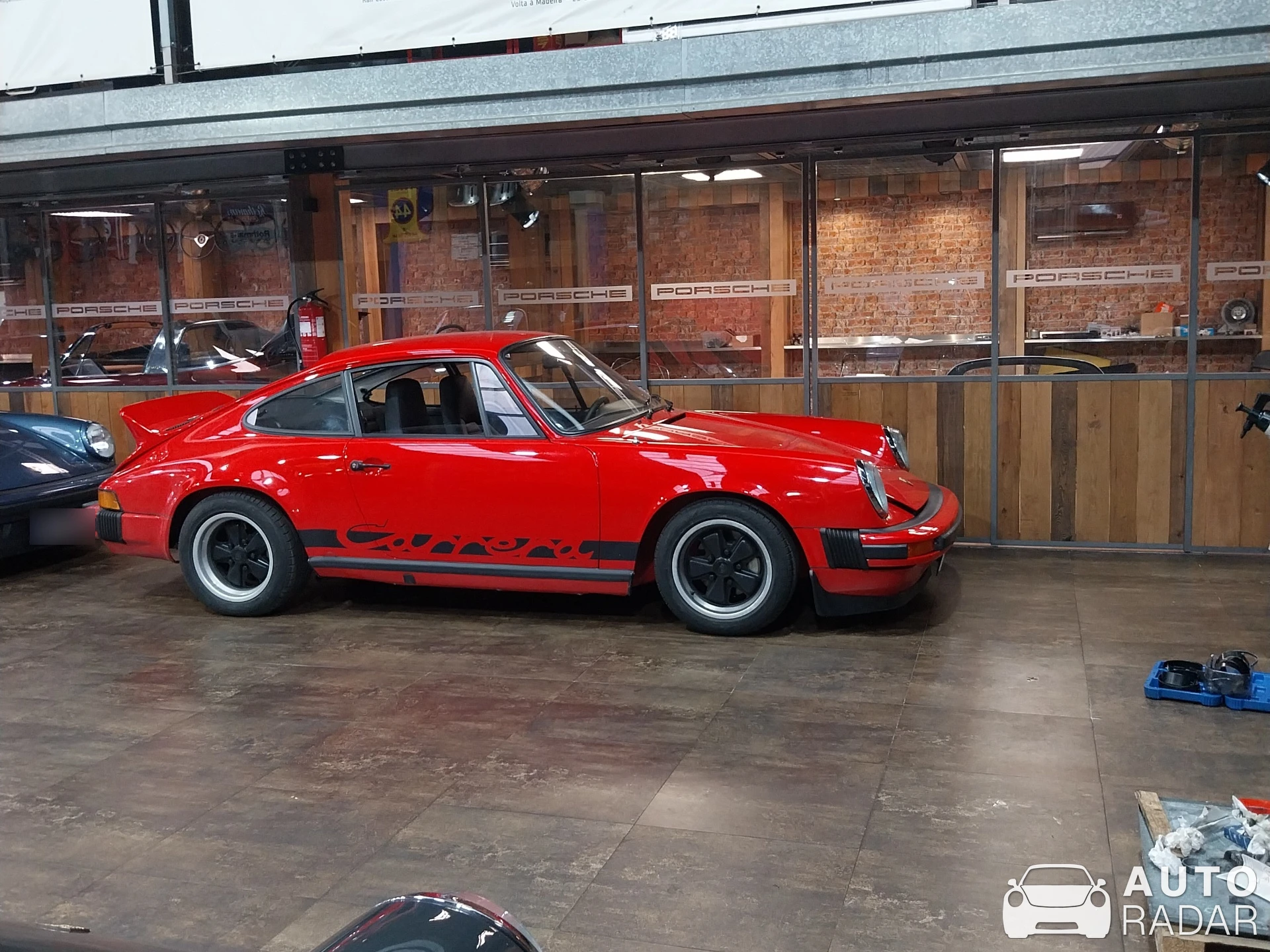 Porsche 911 Carrera 3.0 spotted in Lisboa, Portugal