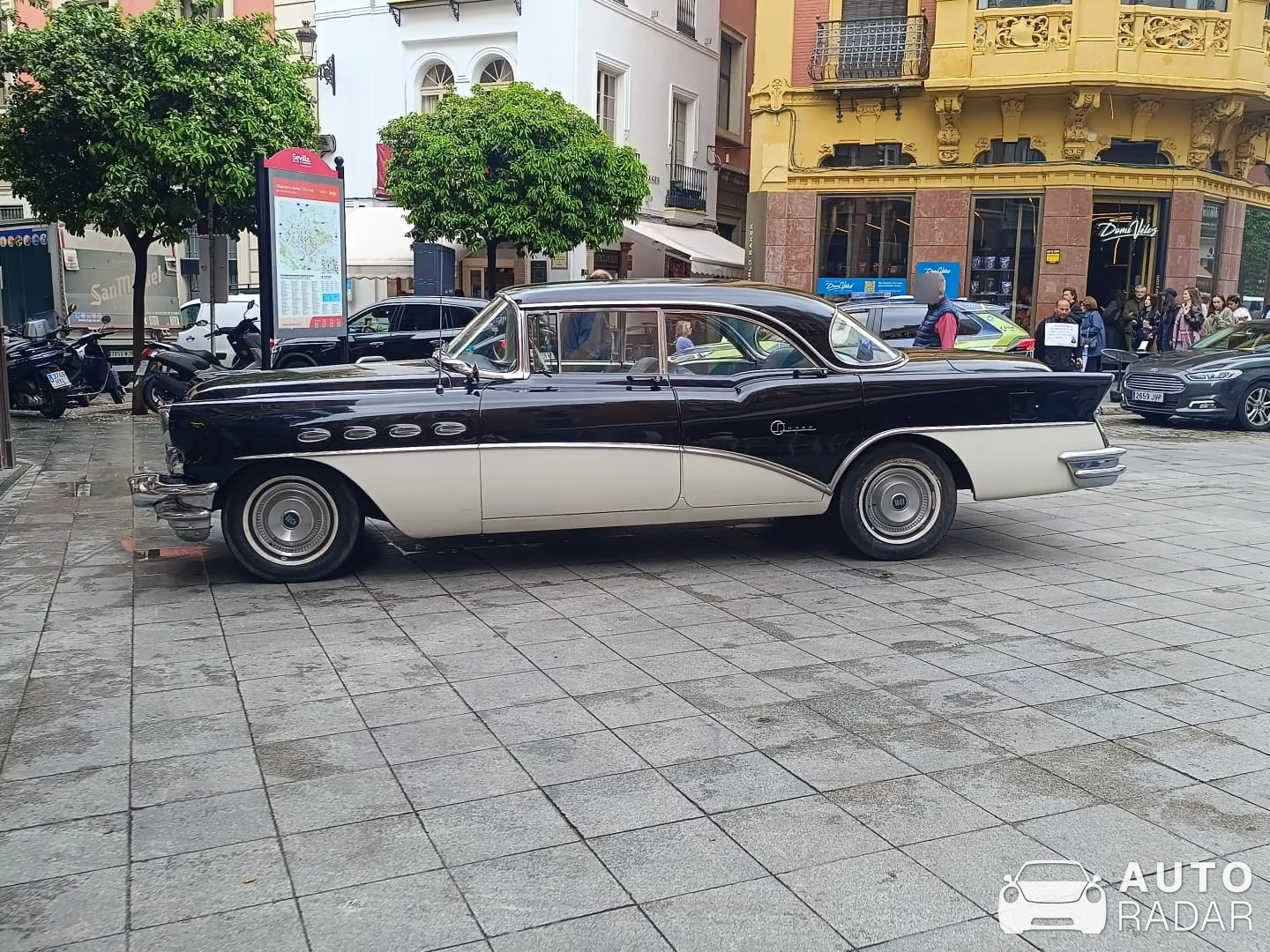Buick Century spotted in Sevilla