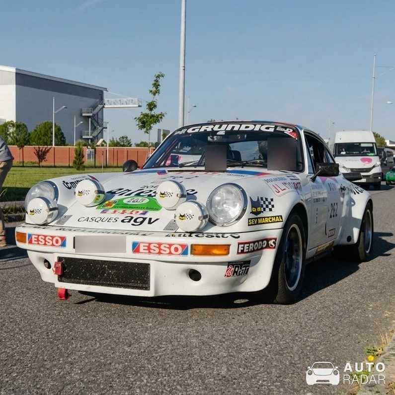 Porsche 911 Carrera RS 3.0 spotted in Blagnac