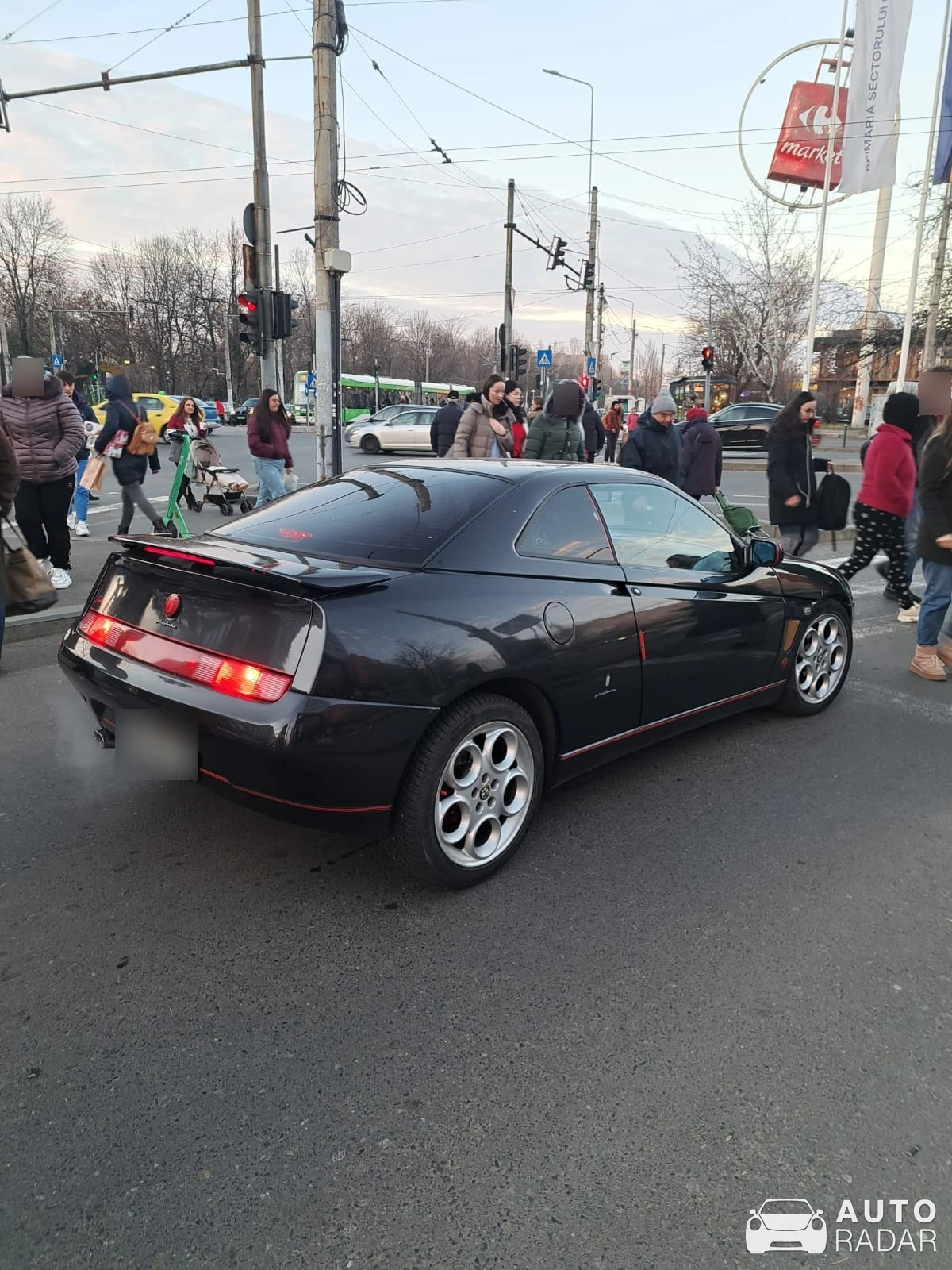 Alfa Romeo GTV 916 Spider spotted in București, Romania