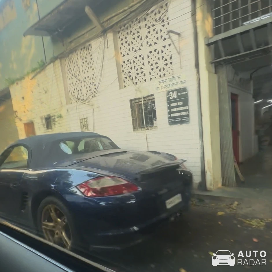 Porsche 987 Boxster spotted in Mumbai, India