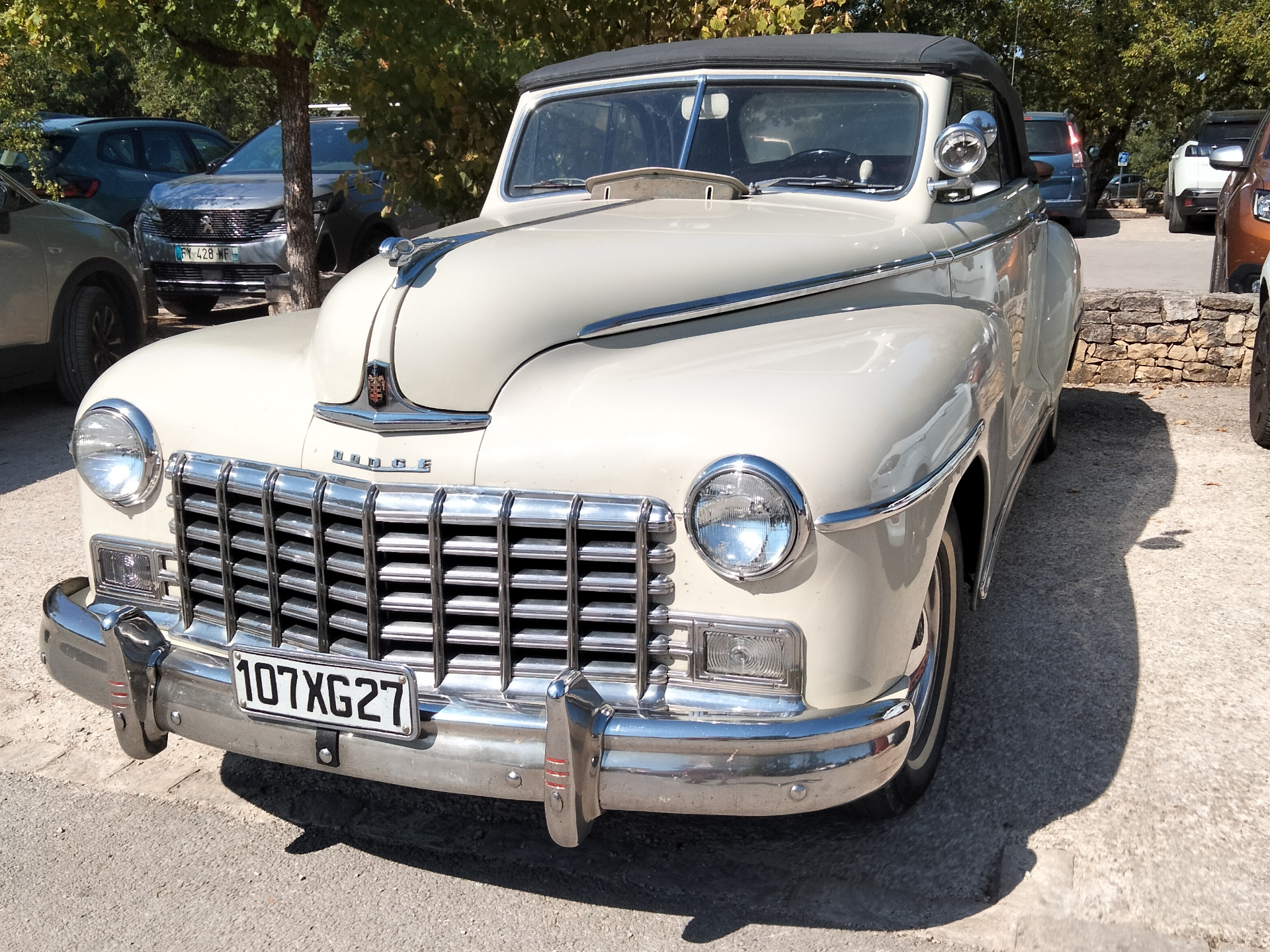 Dodge Custom Royal