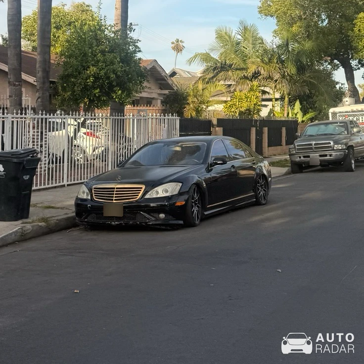 Mercedes-Benz S 550 W221 spotted in Los Angeles