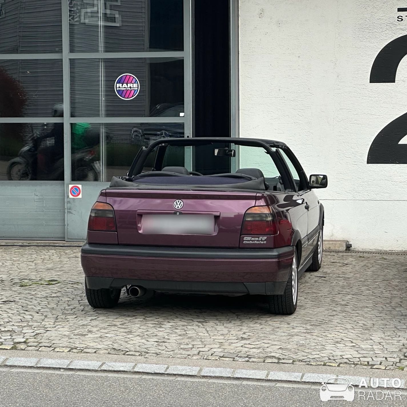 Volkswagen Golf MkIII Cabriolet spotted in Rapperswil-Jona