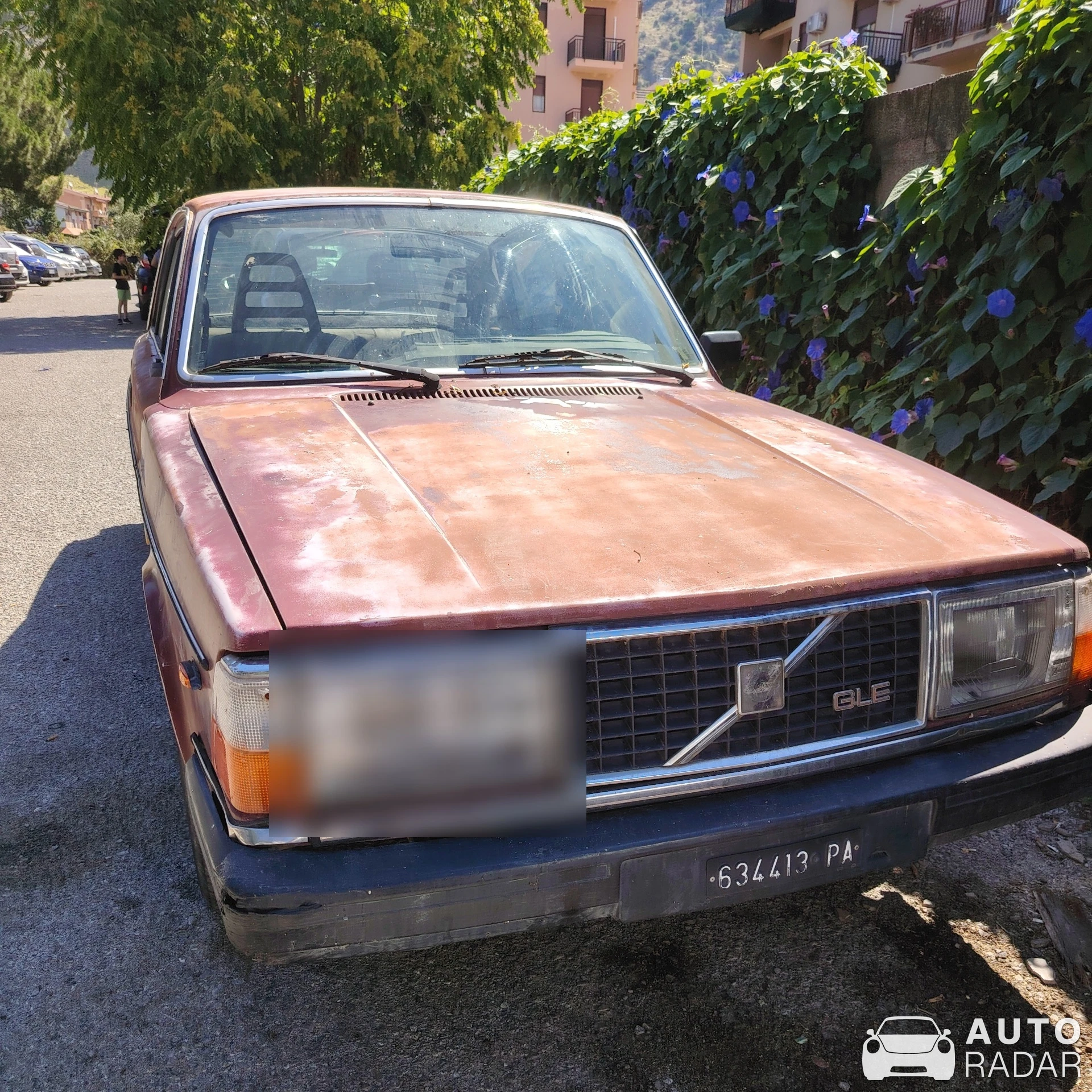 Volvo 244 DL spotted in Palermo