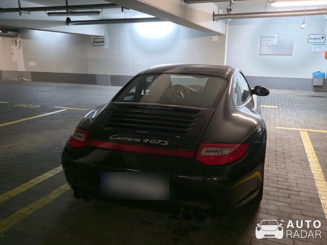 Porsche 997 Carrera 4 GTS spotted in Erfurt