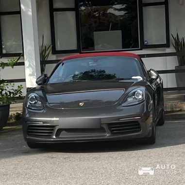 Porsche 718 Boxster spotted in Singapore, Singapore