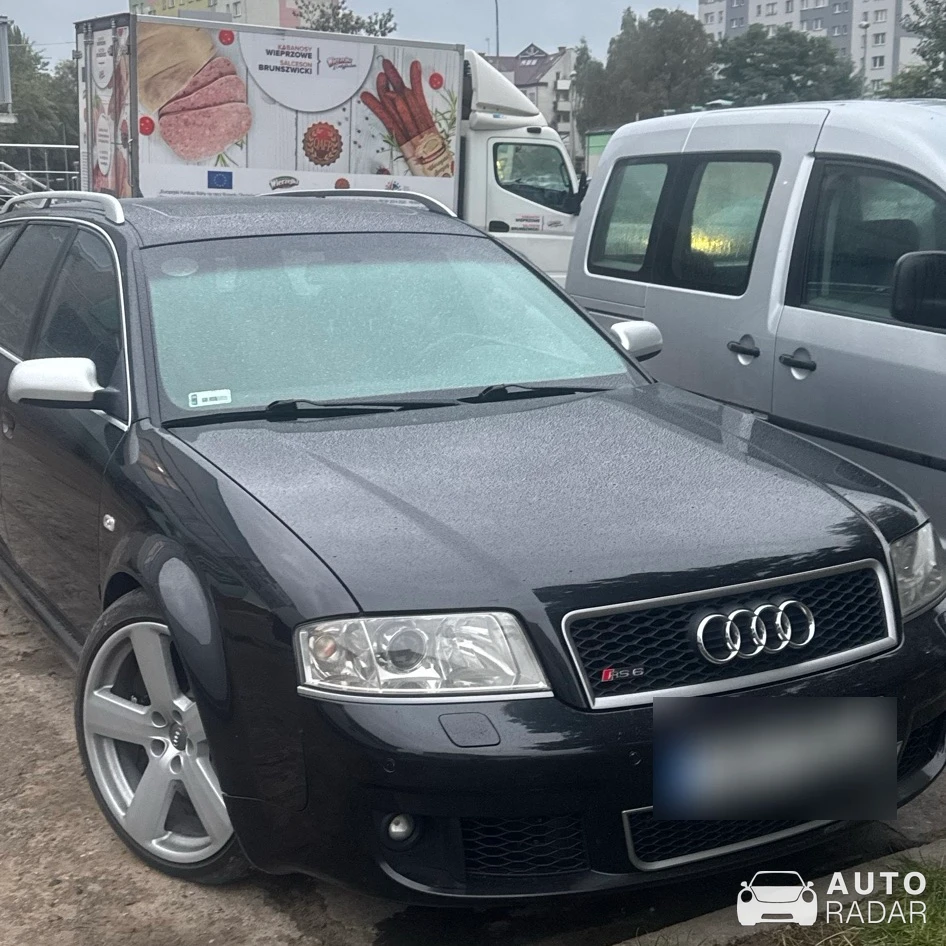 Audi RS6 Avant C5 spotted in Siedlce