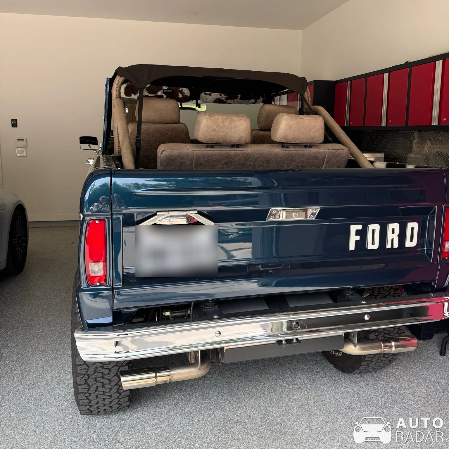 Ford Bronco First Generation spotted in West Lake Hills