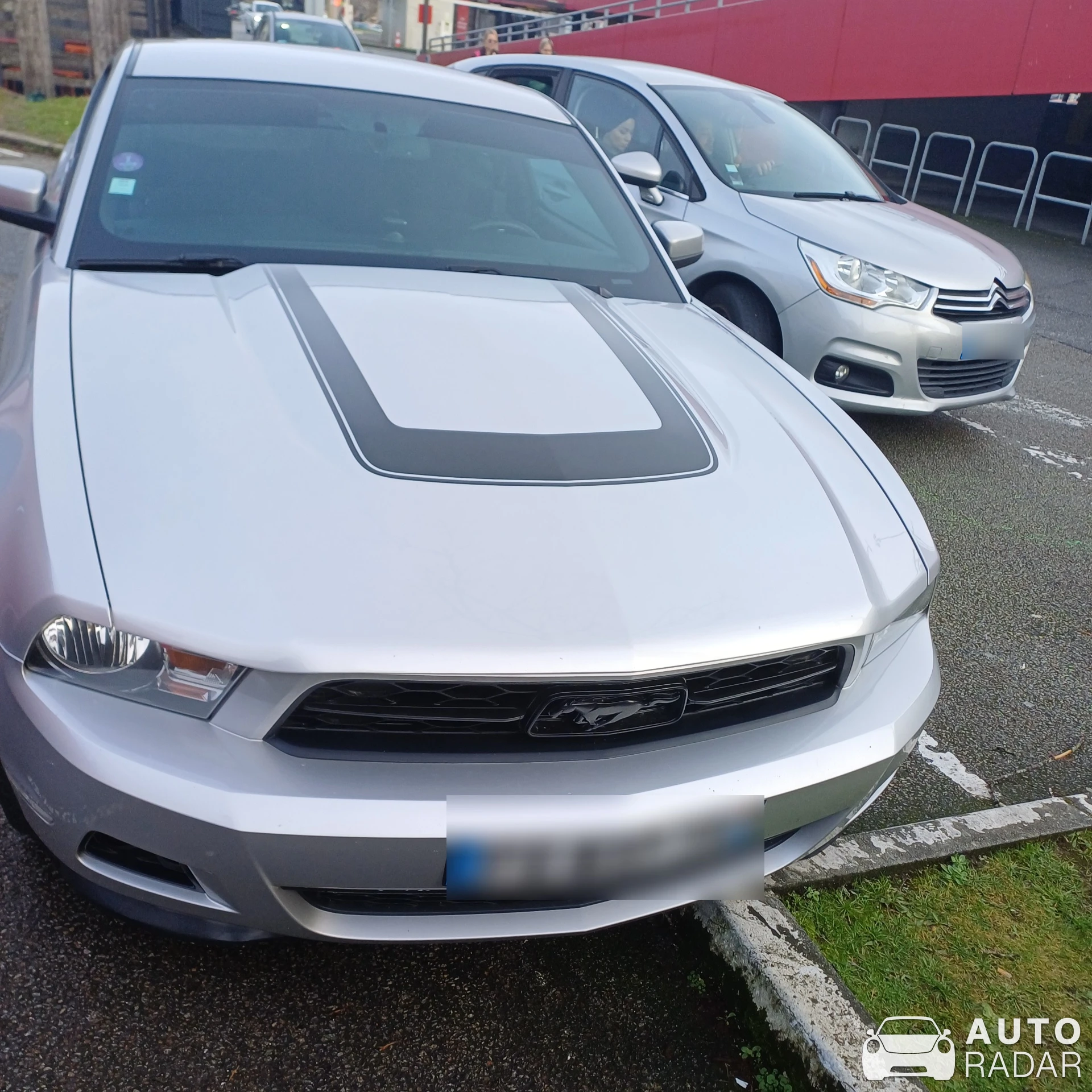 Ford Mustang GT spotted in Séné
