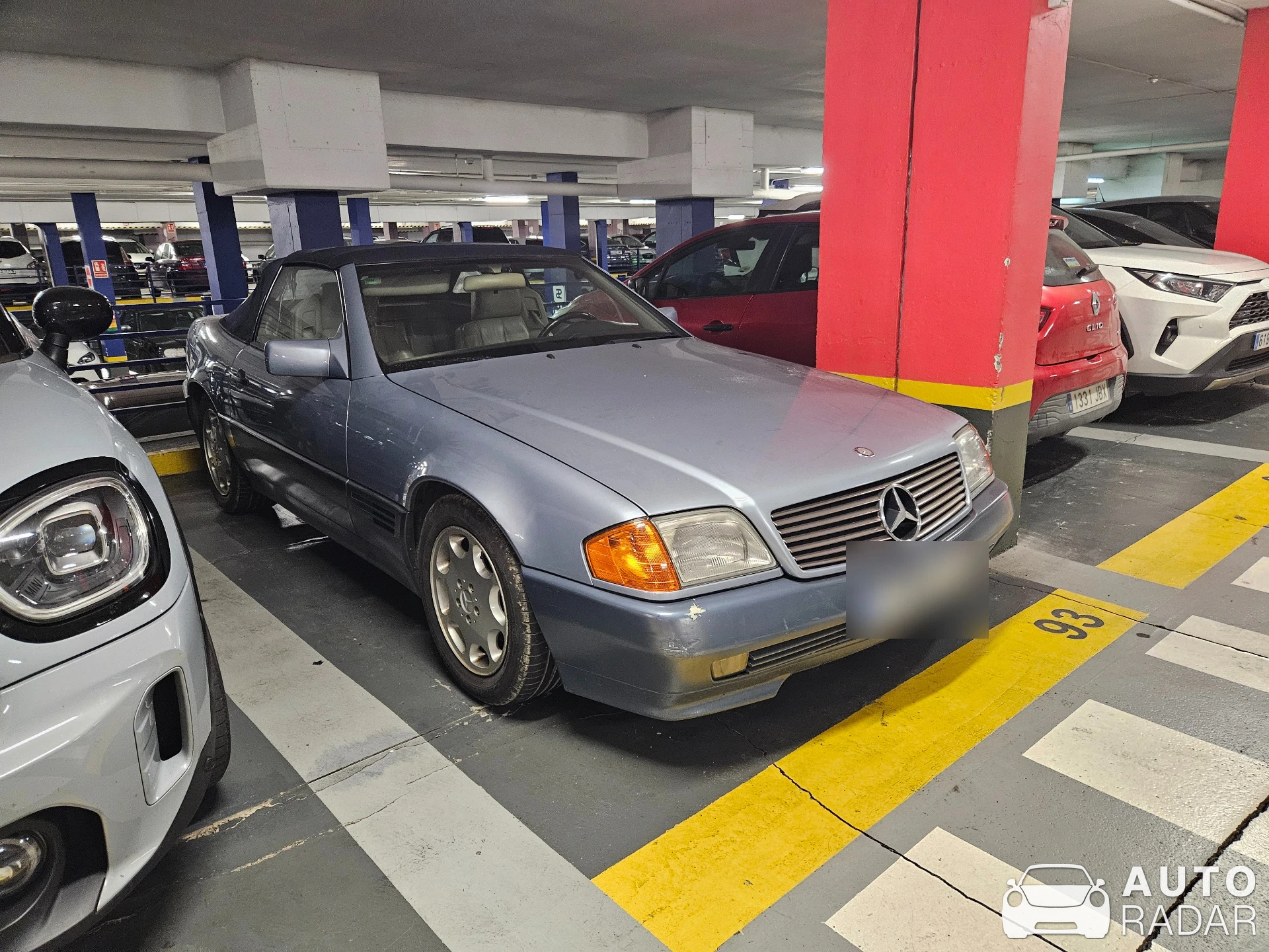 Mercedes-Benz 300SL-24 R129 spotted in Zaragoza, España