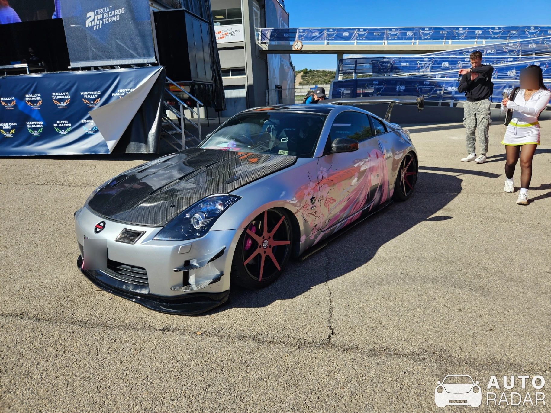 Nissan 350Z spotted in Cheste, Spain