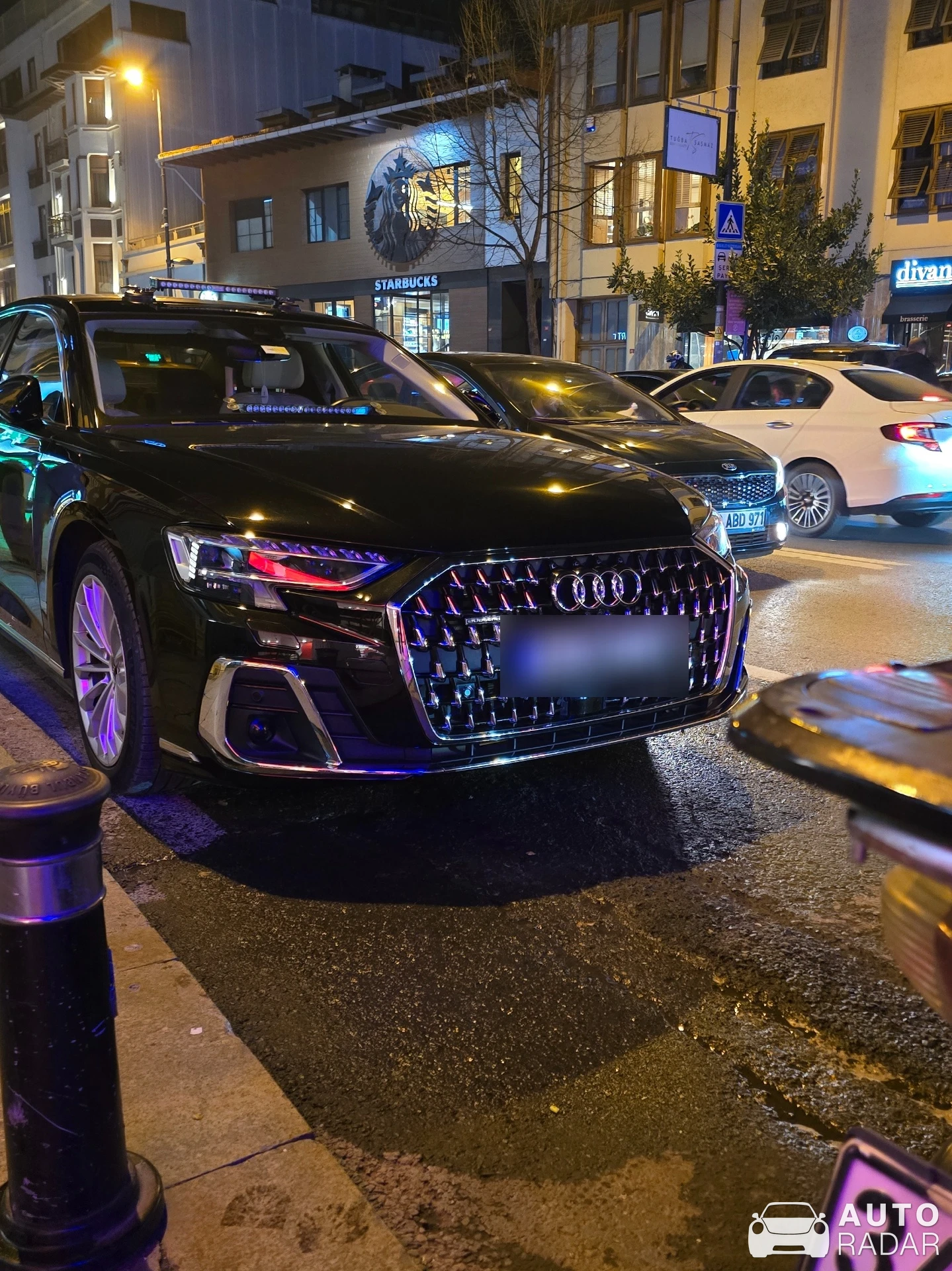 Audi A8L spotted in Beşiktaş, Türkiye