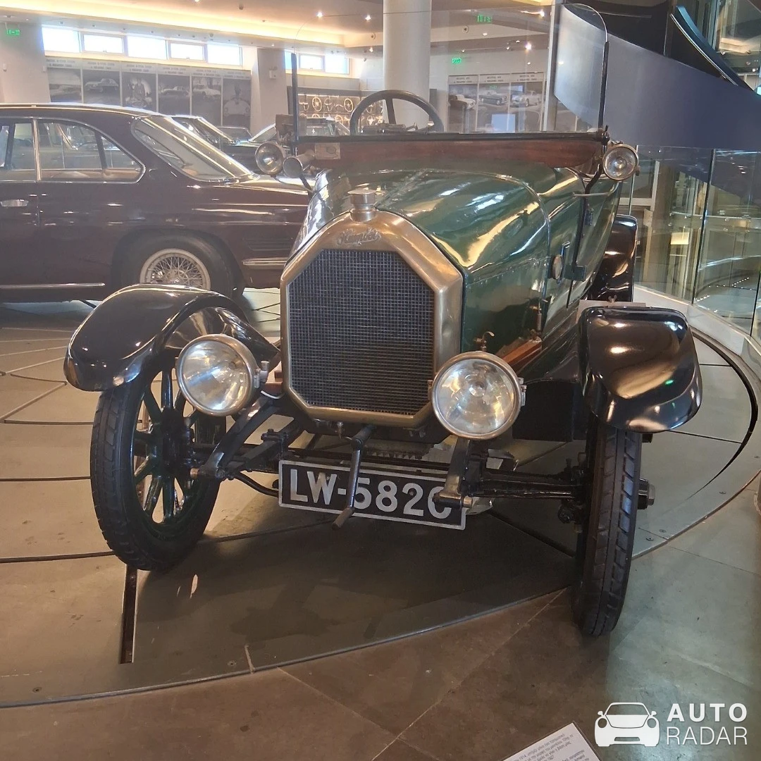Humber 10hp spotted in Athina