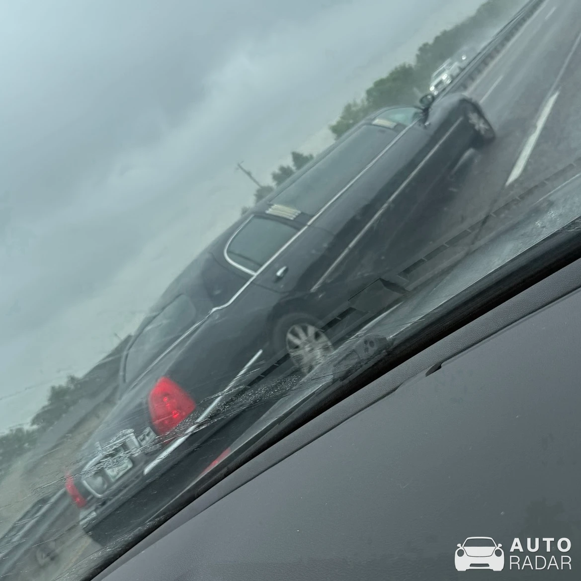 Lincoln Town Car Limousine spotted in Noblesville