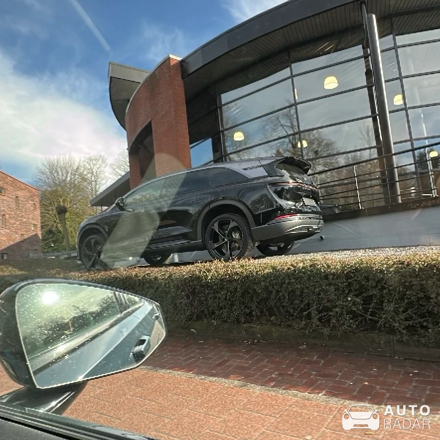 Lucid Gravity spotted in Hilversum