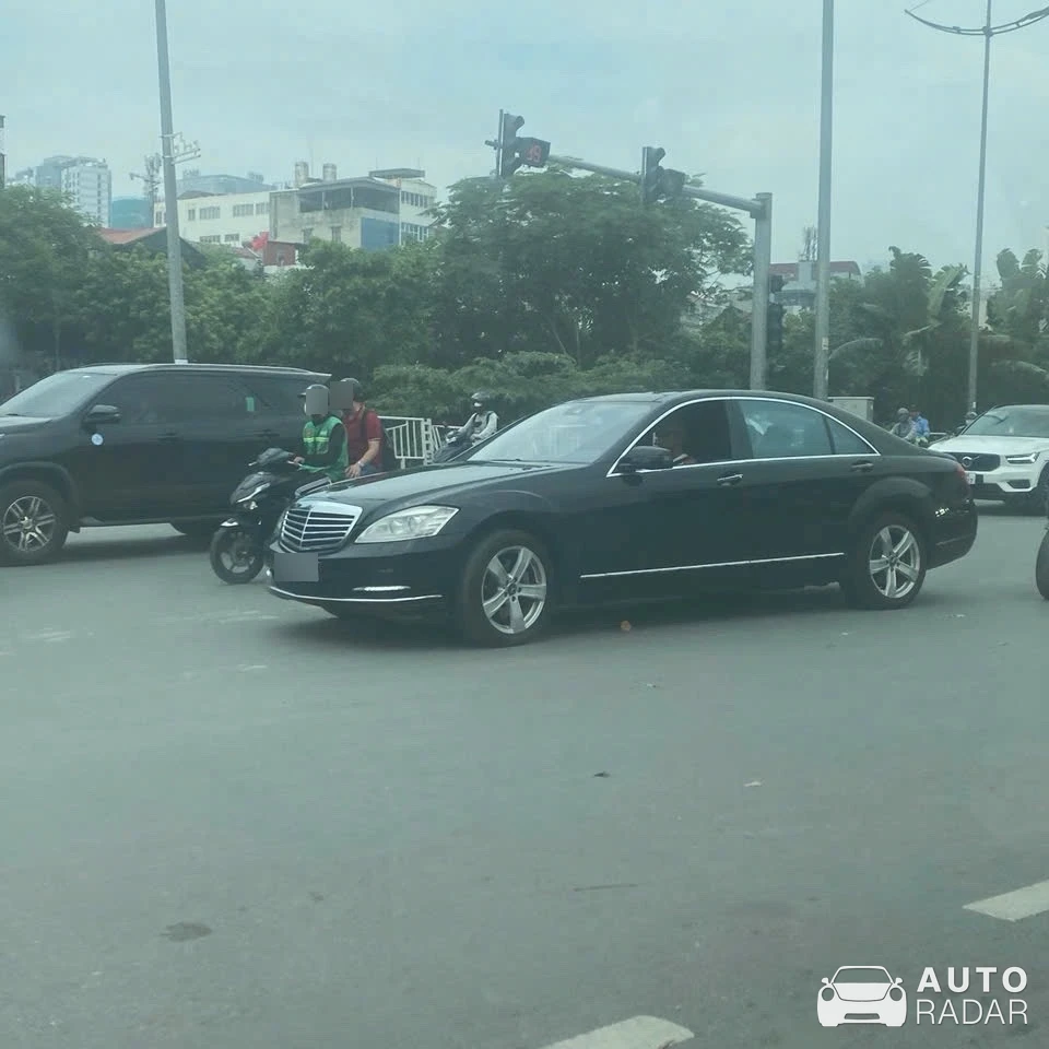 Mercedes-Benz S 550 W221 spotted
