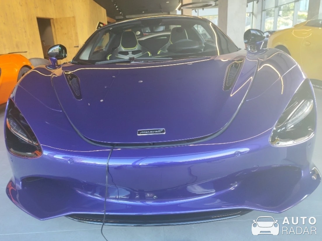 McLaren 750S Spider spotted in Bratislava, Slovakia