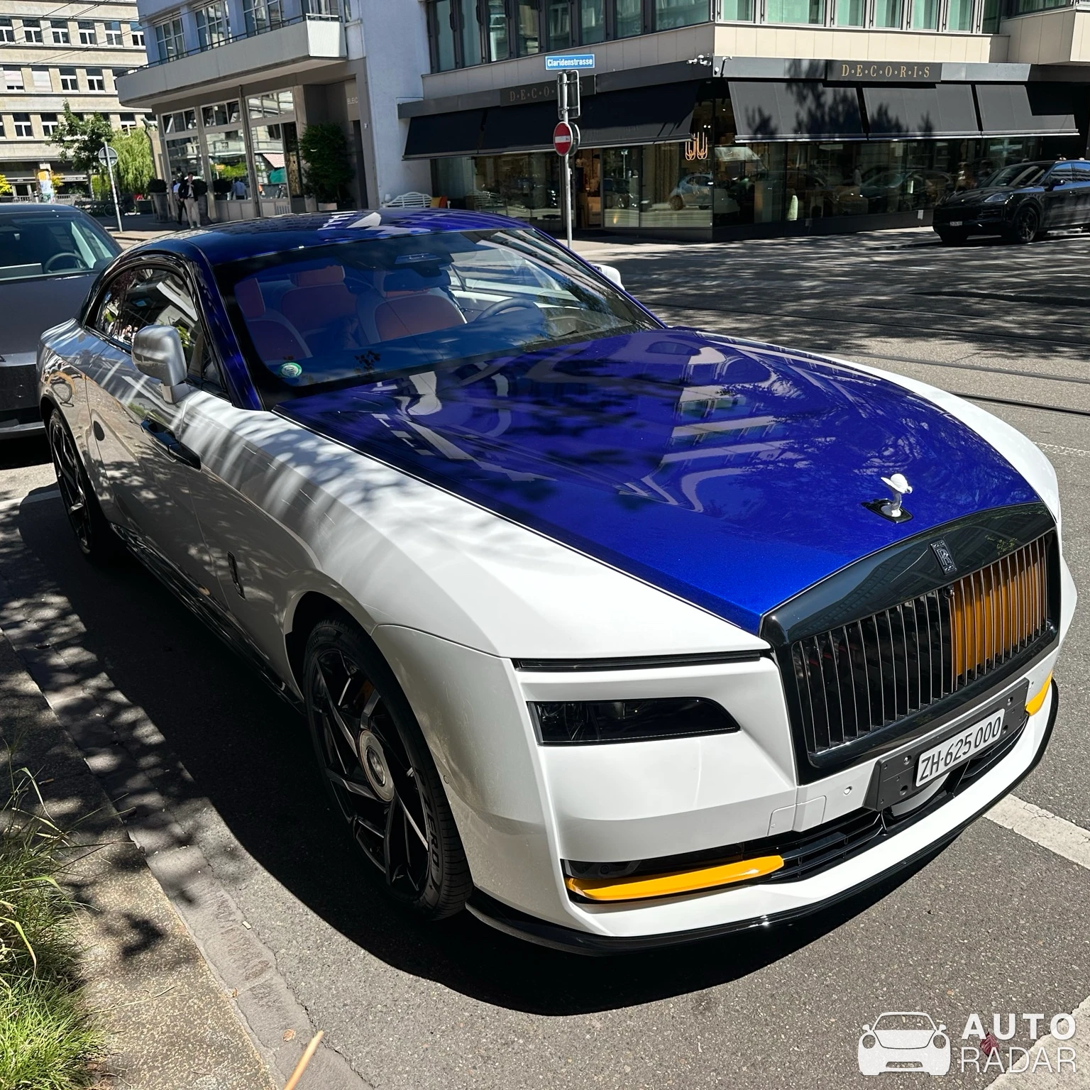 Rolls-Royce Spectre Black Badge spotted in Zürich